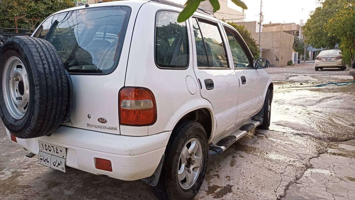 كيا اسپورتاج موديل 2000 تەک اکسڵ
شەرتی تحویل وغرامە 
مەکینە وگیر ئۆتۆماتیک بەشەرت 
رقم سلیمانی اصلى 
چوار تایەیی لۆگ 
شوین کەلار 
ژمارەی مۆبایل/ *********** كالار, السليمانية
