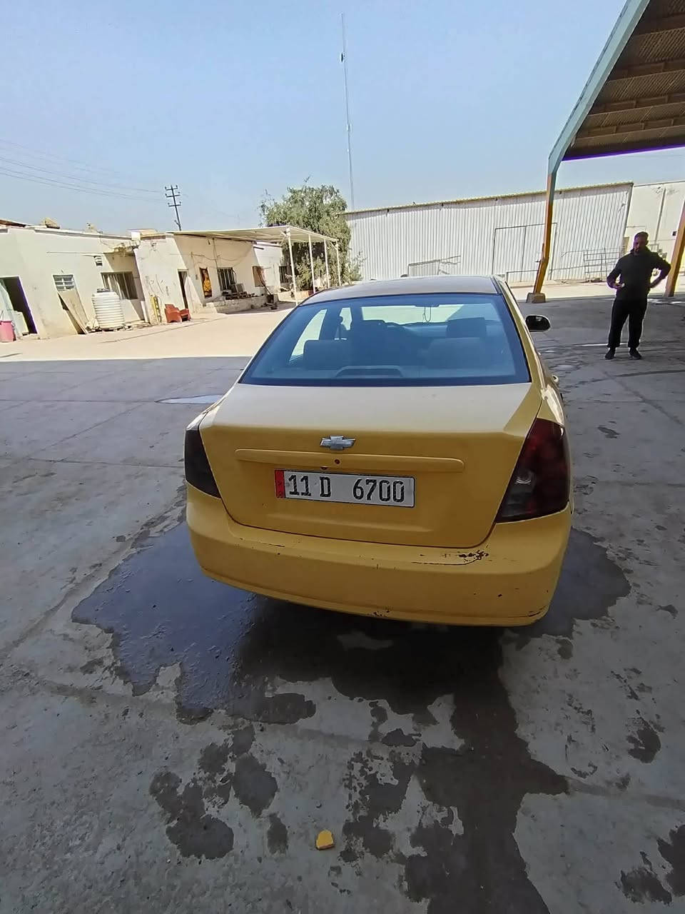 للبيع2011 خليجي مابيها بس الي بالصوره محرك 1600 تبريد محرك كير حداديه كفاله مكاني بابل مركز *********** اتصال واتساب هم موجود
