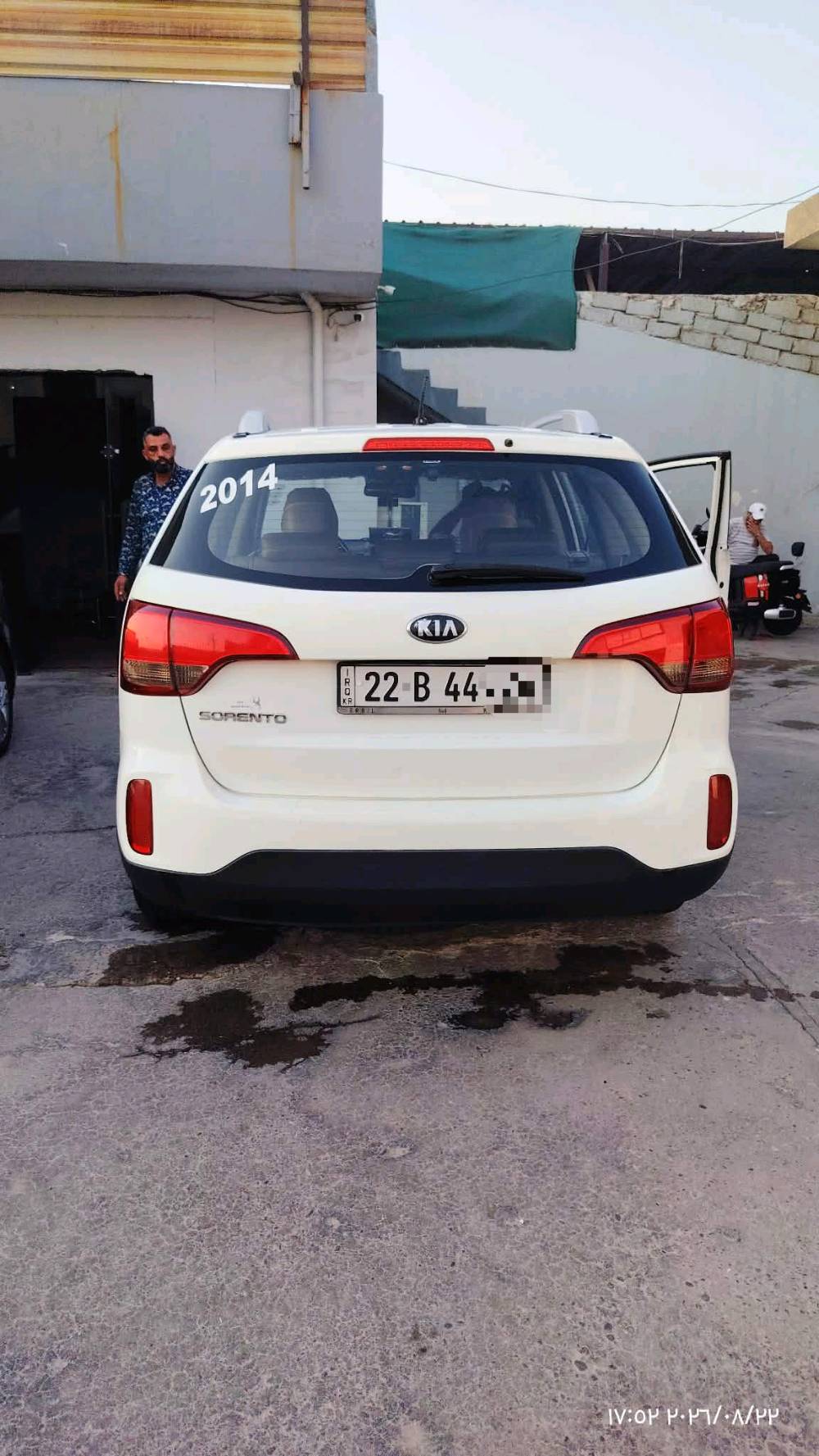 🚘 للبيع كيا سورنتو 2014 وارد گوري
📍 الموقع: الموصل
• وارد گوري 
• محرك 2400
• نظام ECO الاقتصادي
• المكينة والكير شرط
• Clean Title
• رقم أربيل 
• سنويه 2030
• ماشية 175,000 كم
• كاميرا خلفية 🎥
• مبدل وياله موديل 2022
• تايرات جديدة 100/100 🛞
• تحكم بالمرايات
• السعر: 165 ورقة
📞 للاستفسار: ***********
***********
السيارة جاهزة للفحص والمعاينة.
(السياره نظام بيع ومراوس بـ سورينتو من موديل 2014 إلى 2020 محرك 6 سلندر او هاڤال H6 من موديل 2018 إلى 2024)