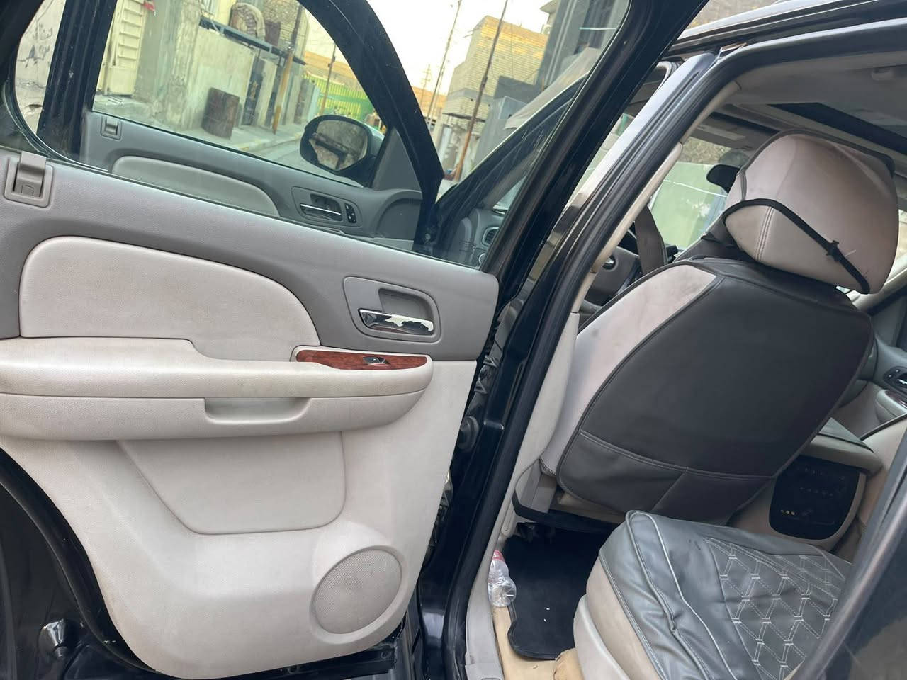سلام عليكم  تاهو للبيع LTZ 

مكان نجف لسياره بيه حزام ثلث قطع تبريد فول مواصفات ***********

