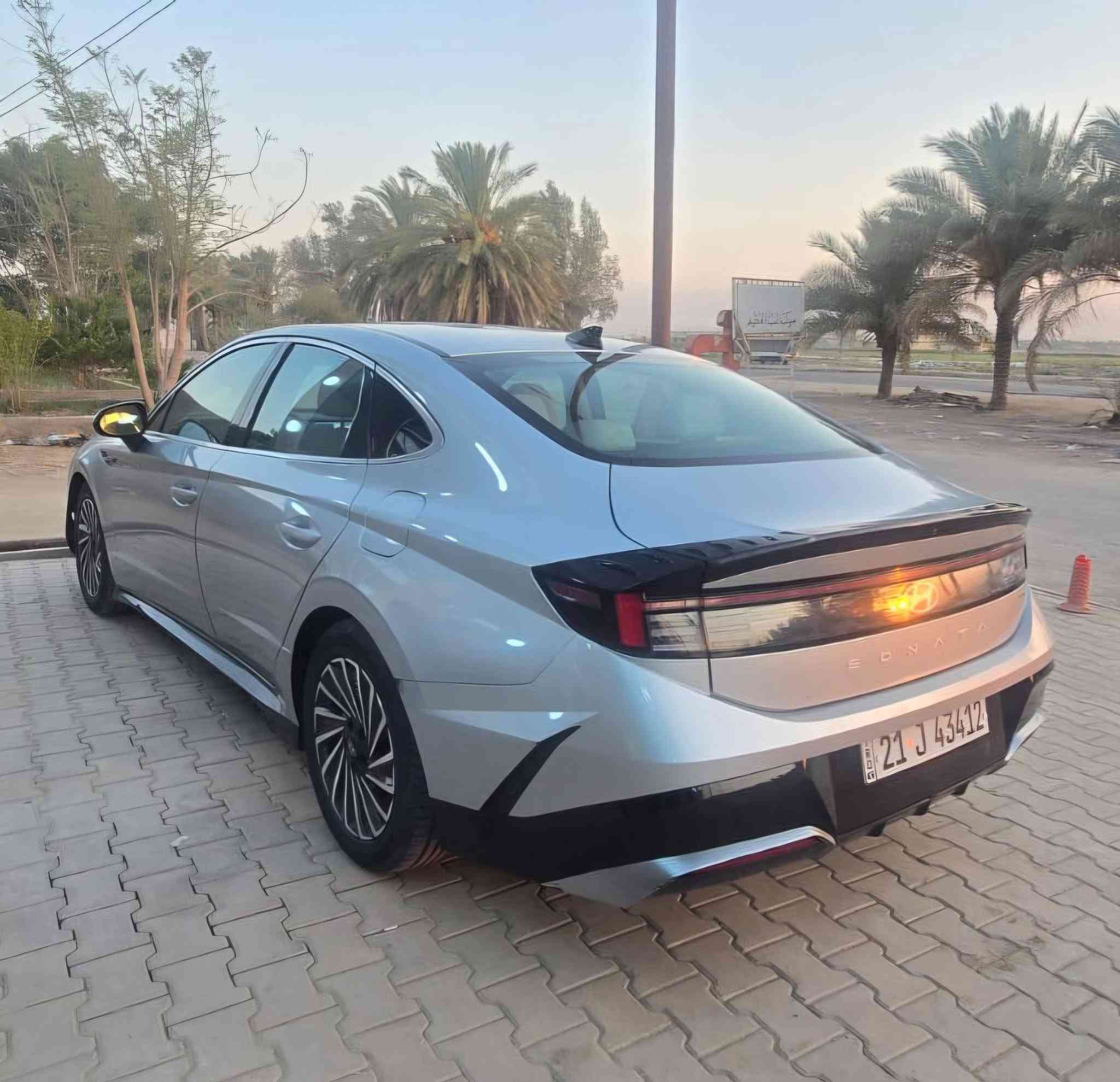 سوناتا 2024 هايبرد كلين بس الدعامية بيها 
المواصفات اغلبها مبينه بالصور 
رقم سليمانية 
السعر 187
***********
