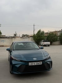 كامري LE • ٢٠٢٥ • بدون صبغ