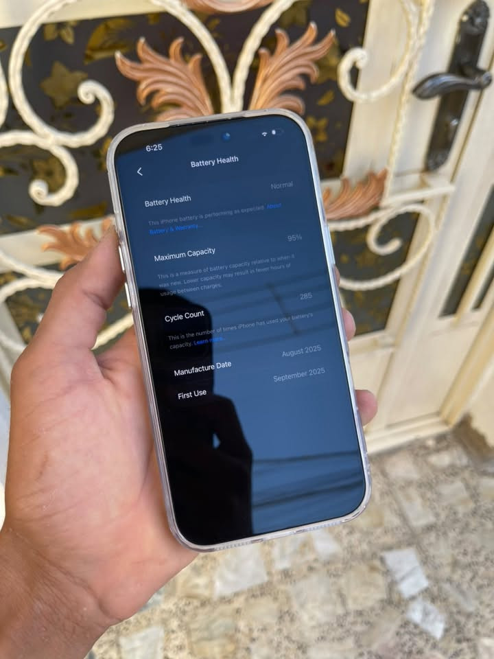 للبيع ايفون 17 برو ماكس ايسم ذاكرة 512 بطارية 95 كارتونه موجوده مستبدل فقط شاشه نوعيه اصلية وكلة شغال اي خلل مرجوع السعر 1230 الف الشراي واتساب او يتصل مكاني بغداد الامين 
***********
