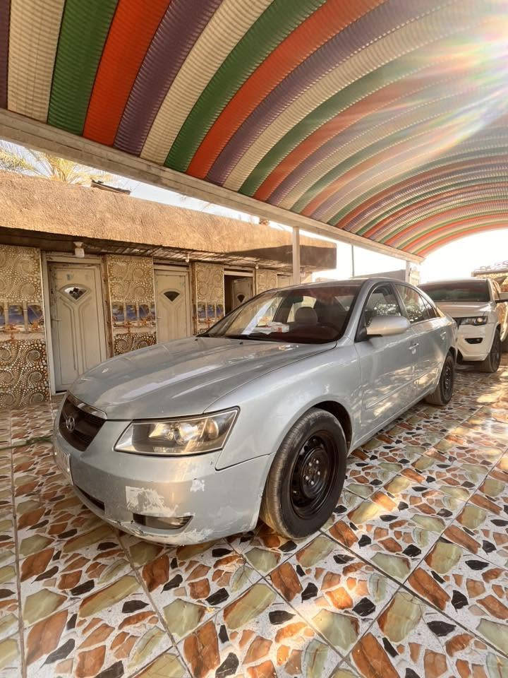 السلام عليكم لبيع سونات 2008 رقم بابل السعر 88
وبيه مجال 
سيارهً جديدة حيل بدون جرد بدون حادث بدون تبديل 
سيارة حيل جديدة براغي مابيه نقص محرك 2400 شرط 
وضع شركه سياره ماشي 240اصل بيه اربع قطع صبغ بدون معجون فقط رش مال رش سياره احلى من صوره 
مكان حله ***********
