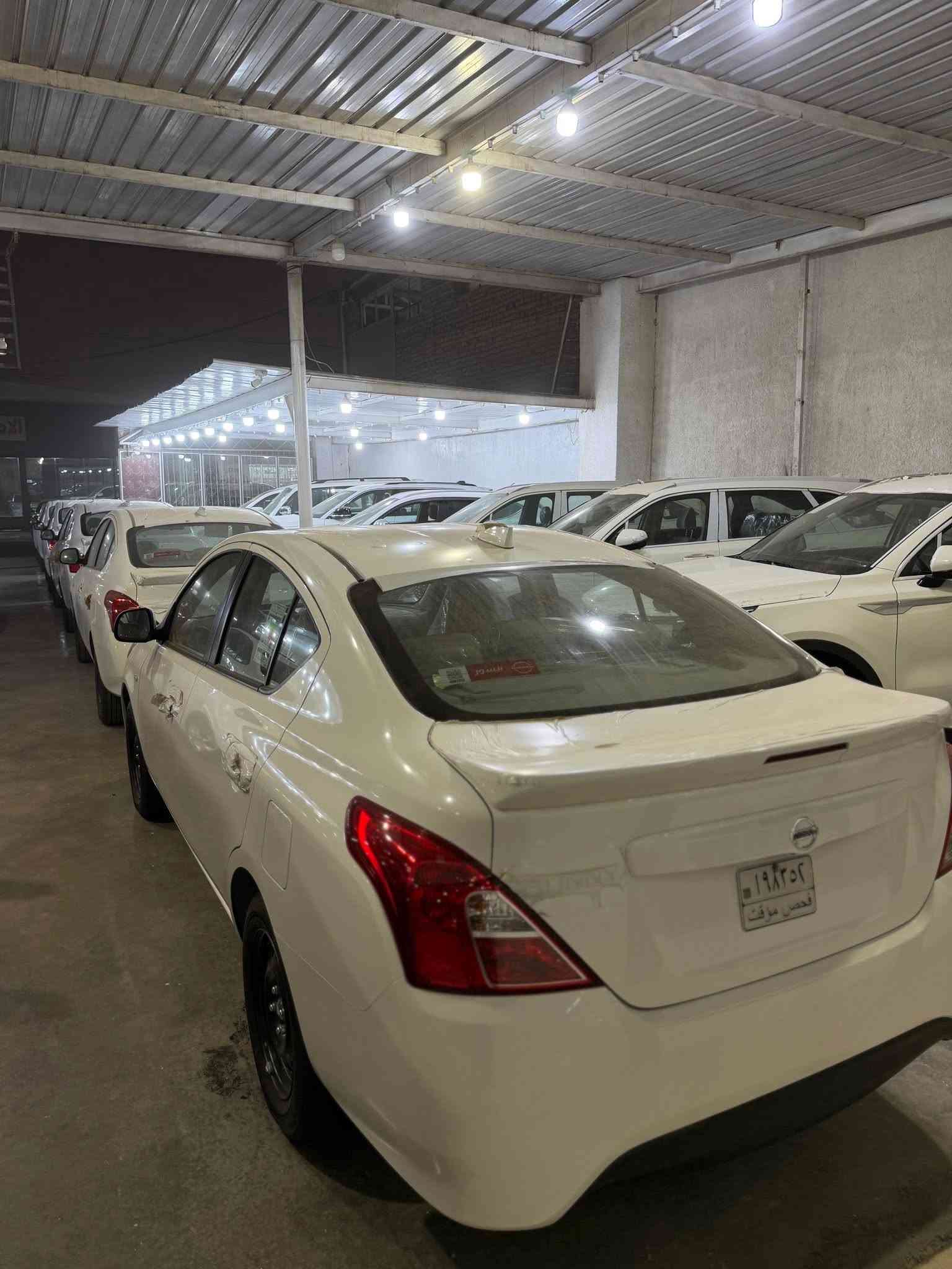 نيسان صني • هندي • ضمان ٣ سنوات