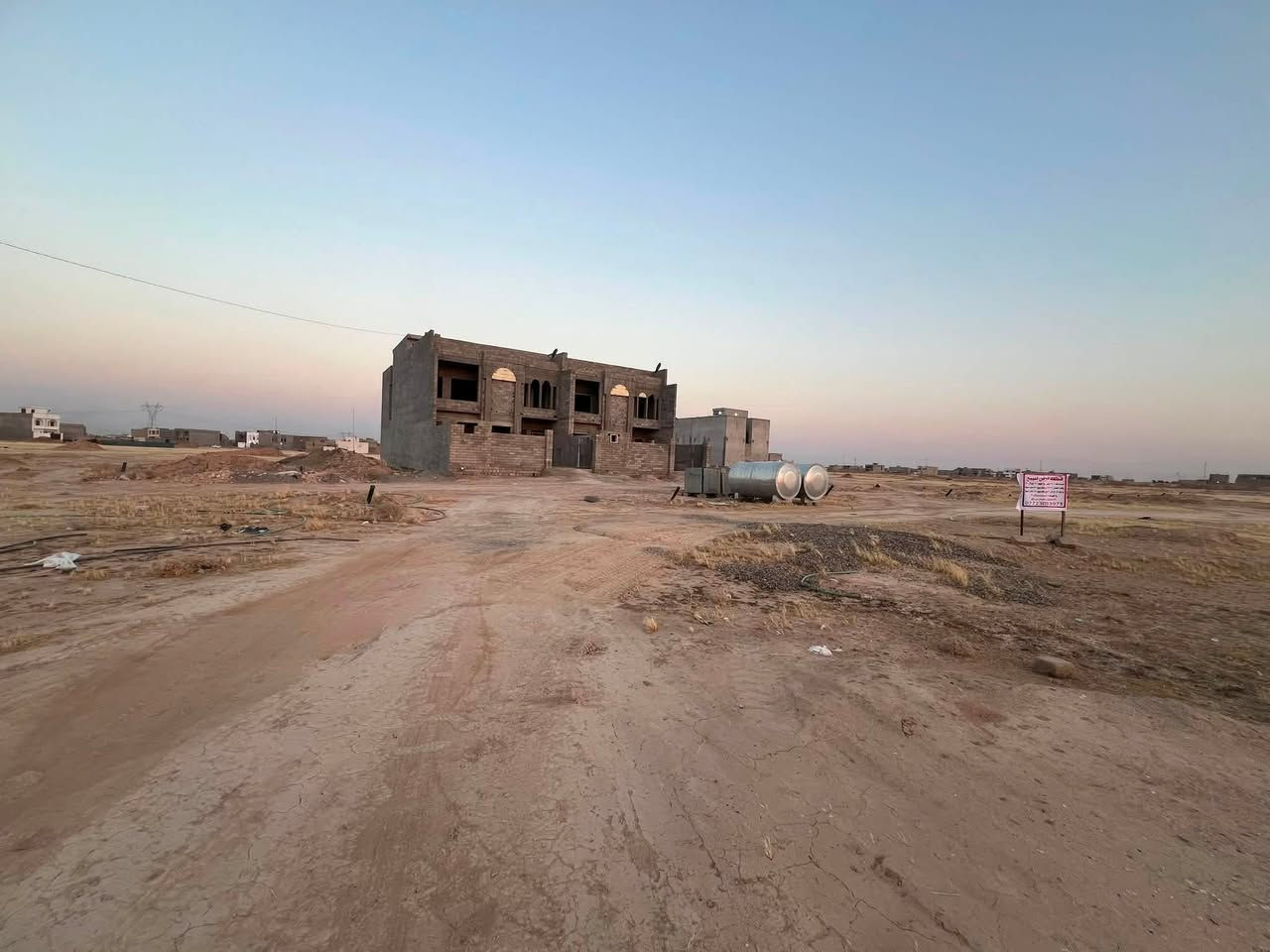 7262 رقم العقار / قطعه ارض للبيع الديوم منطقة العشرة الالف
مساحه القطعه 600متر الواجه 20 نزال 30 

يرهم ابيعك 450 متر الواجه 15 نزال 30 

ويرهم ابيعك 150 متر الواجه 5 نزال 30 
✅✅✅ 

القطعه صاده ع بغداد سكن وخدمات كامله⏩️✅👍. 

للاستفسار عن السعر وباقي التفاصيل الاتصال ع الرقم او مراسلة الصفحه 🌹 

***********

