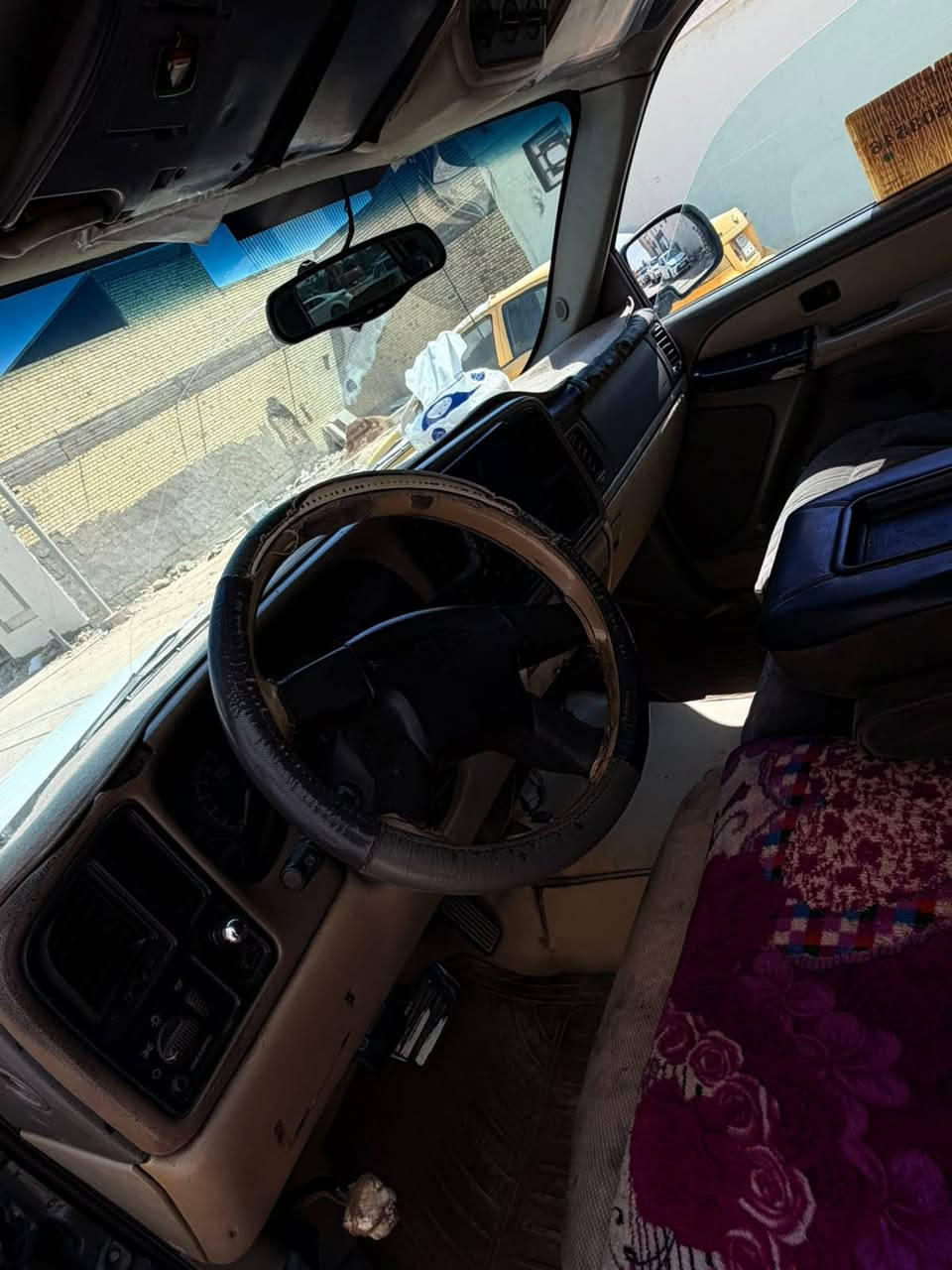 سياره تاهو موديل2001  تبريد ثلج كير مكفول حداديه جاهزه مكينه بيه خيط بخار تحويل مباشر سعر ٥٠بيه مجال ستفسار ***********
