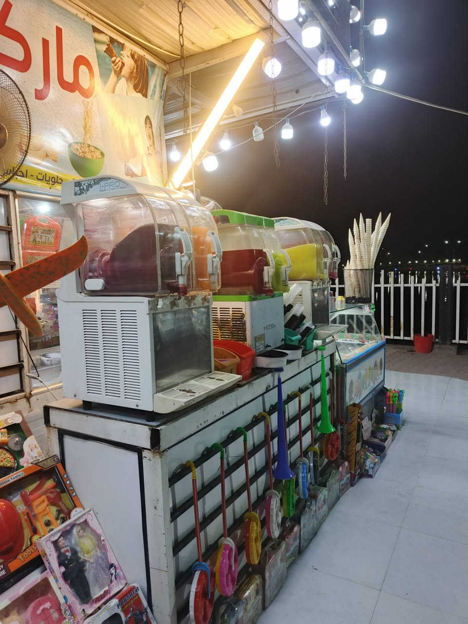 السلام عليكم مكاين (مستخدمه قليل) لبيع وبسعر مناسب نوع هوسك عدد1 ونوع SBM عدد2 الاستفسار خاص أو الاتصال ***********
