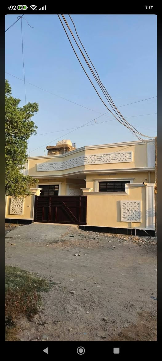 السلام عليكم بيوت للبيييع نقد وبالتقسيط طابو صرف زراعي سند ٢٥ الزعفرانيه كبيسي شارع الكهرباء دور شرطه المساحه ٥٠م ٢ قاط و١قاط و١٠٠م قاط التقسيط شرط ماستر ومقدمه     ***********
