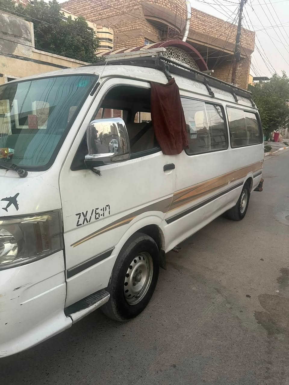 سلام عليكم كيه فتون٢٠٠٩ رايده٦٢ورقه و بيها مجال رقم الهاتف ***********
