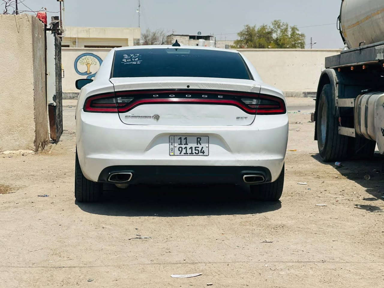 جارجر 2015 اصل SXT فول مواصفات فتحة رقم بغداد دولي بأسمي تحويل مباشر مكينة 3.6 جاهزة مكينة وكير وحدادة وتخم تاير حادث بجم السونار ناشرة شوفة واتصل  
للبيع او لمراوس السعر 130 وبيهه مجال مكاني البصرة الجمهورية 
ه‍ـ*********** البصرة, العراق
