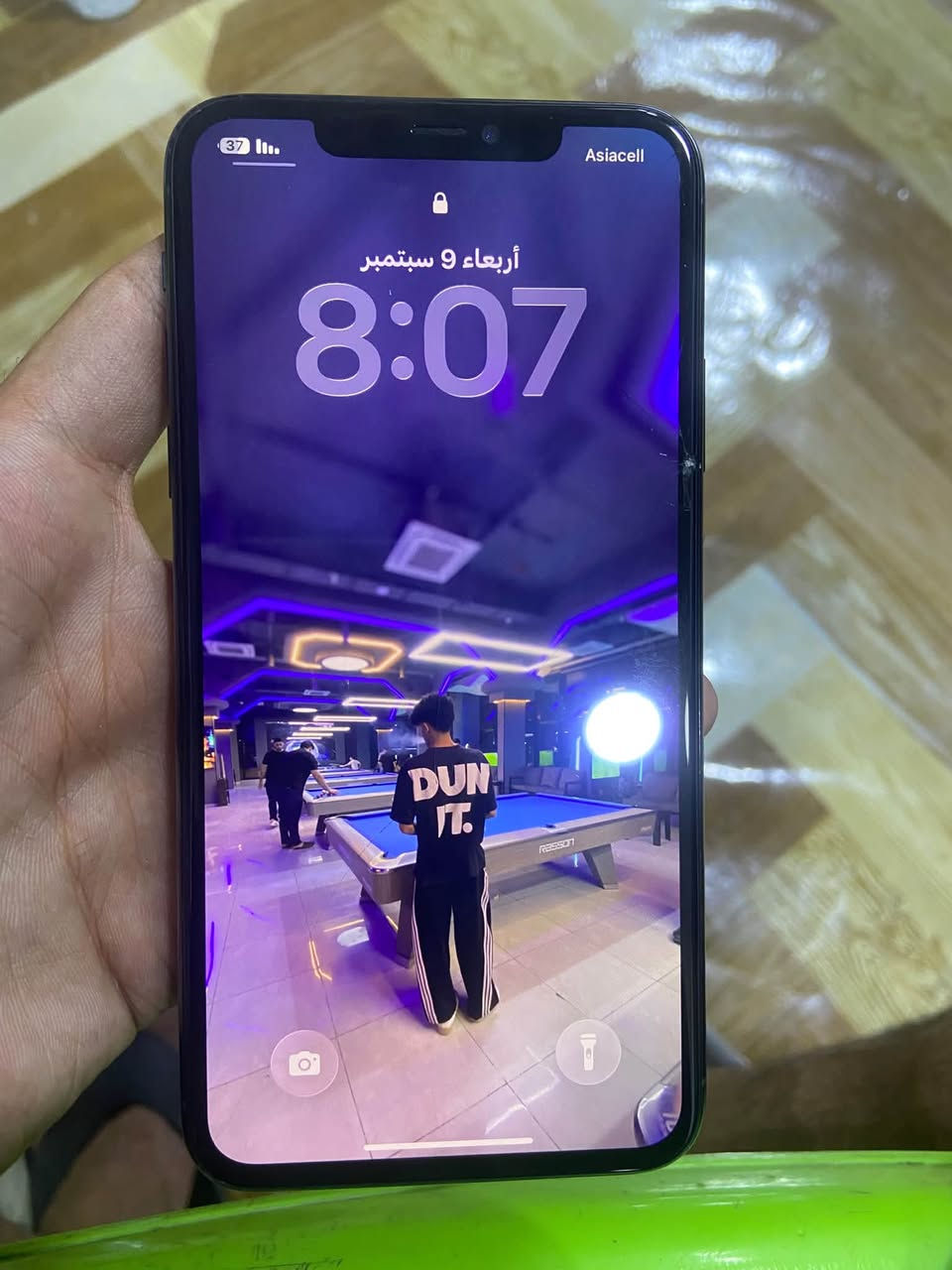 سلام عليكم لبيع ايفون 11 برو ماكس مبدل شاشه تفصيخ بيه فطر وبطارية نينجا مبرمجه او نكول مزيدة 4800 فيس ايدي شغال ذاكرة 256
سعرة 250 وبي مجال بسيط عنواني بغداد حسينيه ***********
