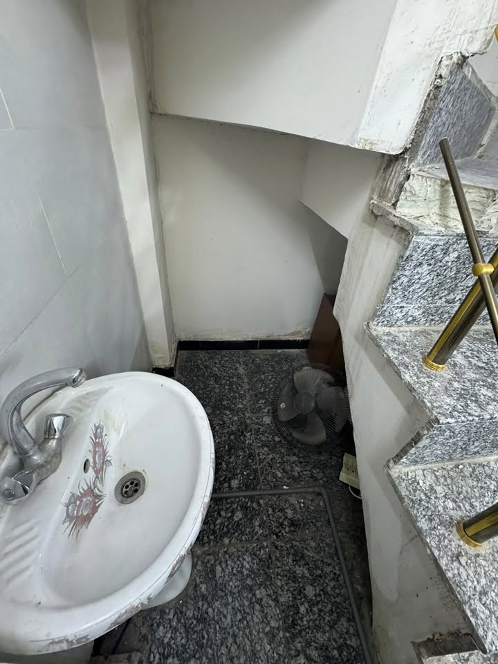 شارع سوق الكبيسي • غرفتين • سبلتين