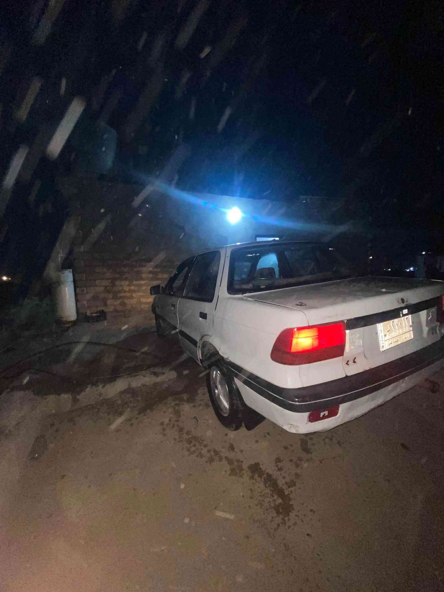 السلام عليكم سياره للبيع او مراوس حسب القناعه لانسر مستبوشي ٩١ شرط التحويل سياره شغاله محرك كير جديد كهربائيات شغاله فقط يرادله حداديه بصيطه مكان السياه صلاح الدين بيجي السعر :20 
***********
