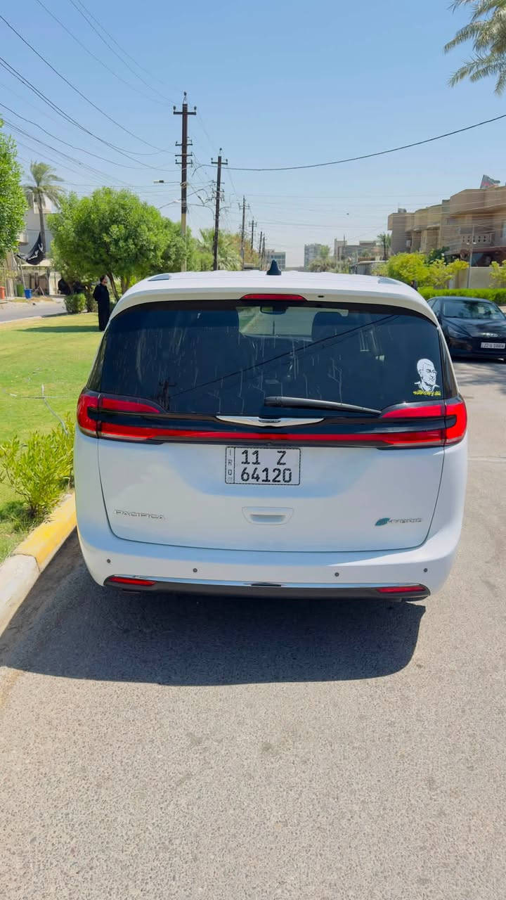 السلام عليكم للبيع باسفيكا كلايزلر موديل 2023 هايبرد بسمي تحويل ثاني  

*السياره فول فول مواصفات سقف بنيراما كشنات تبريد و تدفئه كشن خزن تحديد مسار مثبت سرعه ستيرن هيتر بيبان كهرباء جنطه كهرباء مري شفط بعد بيها هواي مواصفات

ملاحضه* حادث السياره بس جاملغ خلفي موجود صور الحادث بالمنشور (بجم كبس)ماشيه 29 الف

*السياره مال جناي ما ناقصها اي شي و بالخير على الي ياخذها 
*سعر السياره 250 ورقه و بيها مجال للشراي

*مكان السياره بغداد البلديات 

* للستفسار ***********
