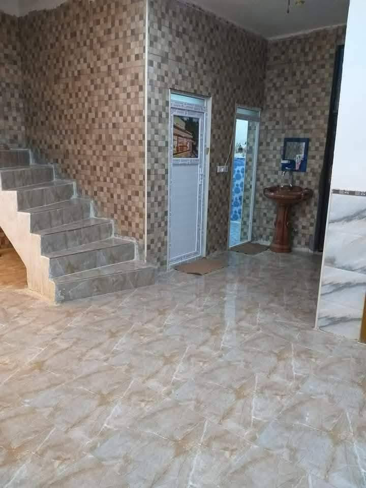 السلام عليكم بيت للبيع المساحه 190 إصلاح  زراعي كافة الخدمات العنوان محيزم الرابعه شارع ٨٠ جهة كربلاء الاستفسار ***********
