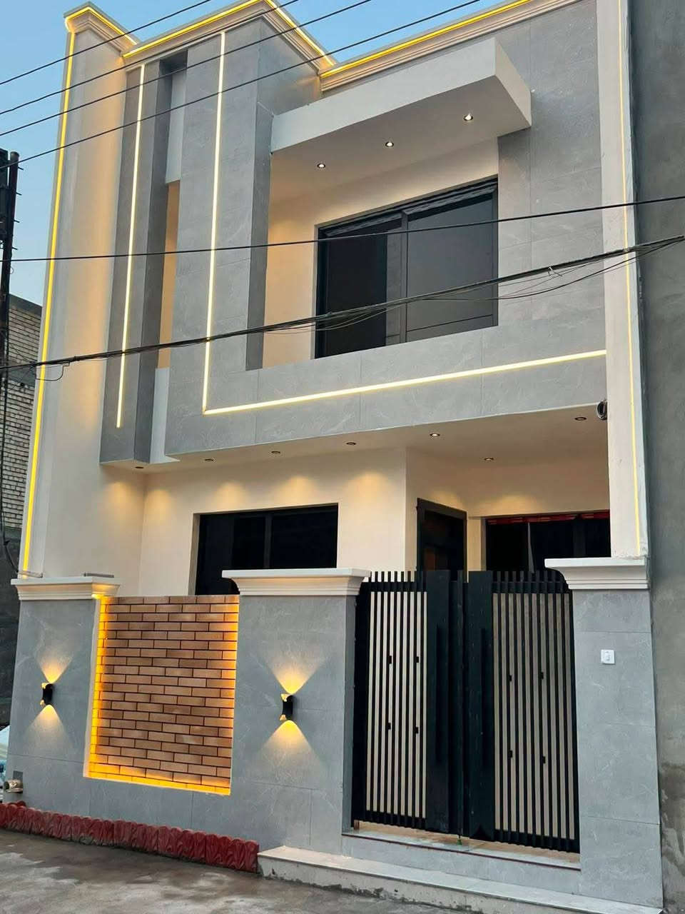 أهلنا في محافظة #واسط الحبيبة ( جمعه مباركه عل جميع ) موقع #جديد يضاف الينا 🏨🏨🔑
يتوفر لدينا #بناء #وترميم بنظام #النقد #والأقساط في محافظة واسط
عمل درجة أولى (#تسليم_مفتاح) بمواد مفحوصة مختبرياً وصيانة لمدة سنة
يتوفر لدينا بناء نظام نقد وأقساط حسب المواصفات المطلوبة من صاحب المنزل عمل درجة أولى

🔹 #نظام_النقد:
الدفع يكون على شكل دفعات، وتُستلم كل دفعة بعد إنجاز الفقرات المتفق عليها بالعقد.

🔹 #نظام_الأقساط:
نصف المبلغ مقدماً، والباقي أقساط شهرية حسب دخل صاحب المنزل، وتُدفع المقدمة على شكل دفعات حسب مراحل العمل.

✅ جميع المواد المستخدمة مفحوصة مختبرياً
✅ السعر يُحدد حسب المواصفات المطلوبة
✅ عقد رسمي يوضح جميع التفاصيل والمواصفات
✅ تحديد مدة الإنجاز حسب الاتفاق
✅ صيانة مجانية لمدة سنة بعد التسليم

📌 #أعمالنا_تشمل:
(بناء من الأساس إلى تسليم مفتاح + ترميم + أصباغ + أعمال سطوح + صب أرضيات وغيرها…)
 للتواصل معنا
يرجى مراسله الصفحه او زياره موقع #الشركه 
او الإتصال على الرقم 
واتس اب ***********
اتصال ***********
