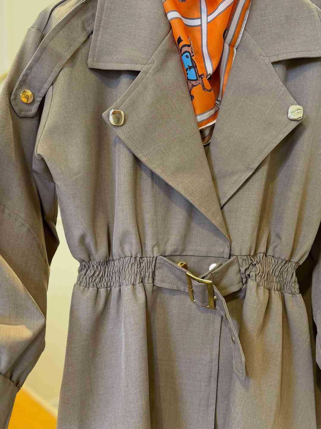 new collection set ✨🍁🍂🐎🏇🍁

شوفولي جمال السوت الي واصل 😍😍😍

متوفر سوت انيق جدااا 
بأمكانك تلبسيه بطريقة الرسمي مع كعب 
وايضاً كاجول مع شوز سبورت 🦋🦚☕️🤎

خامة فخمة جداا

مطعم بأكسسوار ذهبي طلاء ثابت 

ملاحظة الحقيبة مع السكارڤ متوفر ايضا 

العدد محدود 

يوجد توصيل 🚚 سريع إلى كافة أنحاء العراق 🇮🇶 

#set #outfits #explorepage #style #outfit
