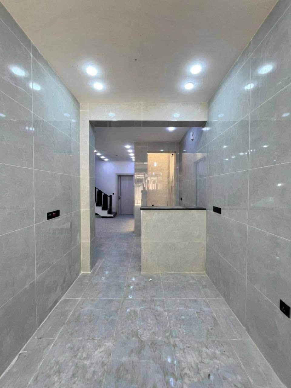 #السلام عليكم مكتب عمار للعقار 

دار 125 للبيع الواجهه 6.25* 20🏠🏠
 يحتوي على 5 غرف
مطبخ صالة حولي كراج مناور
 نوم وصحيات 3 عرض الشارع12

حي الجهاد الاساتذة خلف 4 شوارع مباشرتن 

للاستفسار الاتصال 
*********** 
 واتساب
نستقبل كافة العروض العقارية داخل حي الجهاد
توجد مساحات مختلفة داخل حي الجهاد
