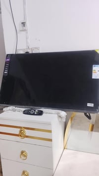 شاشة ٤٢ • مستعملة اسبوعين
