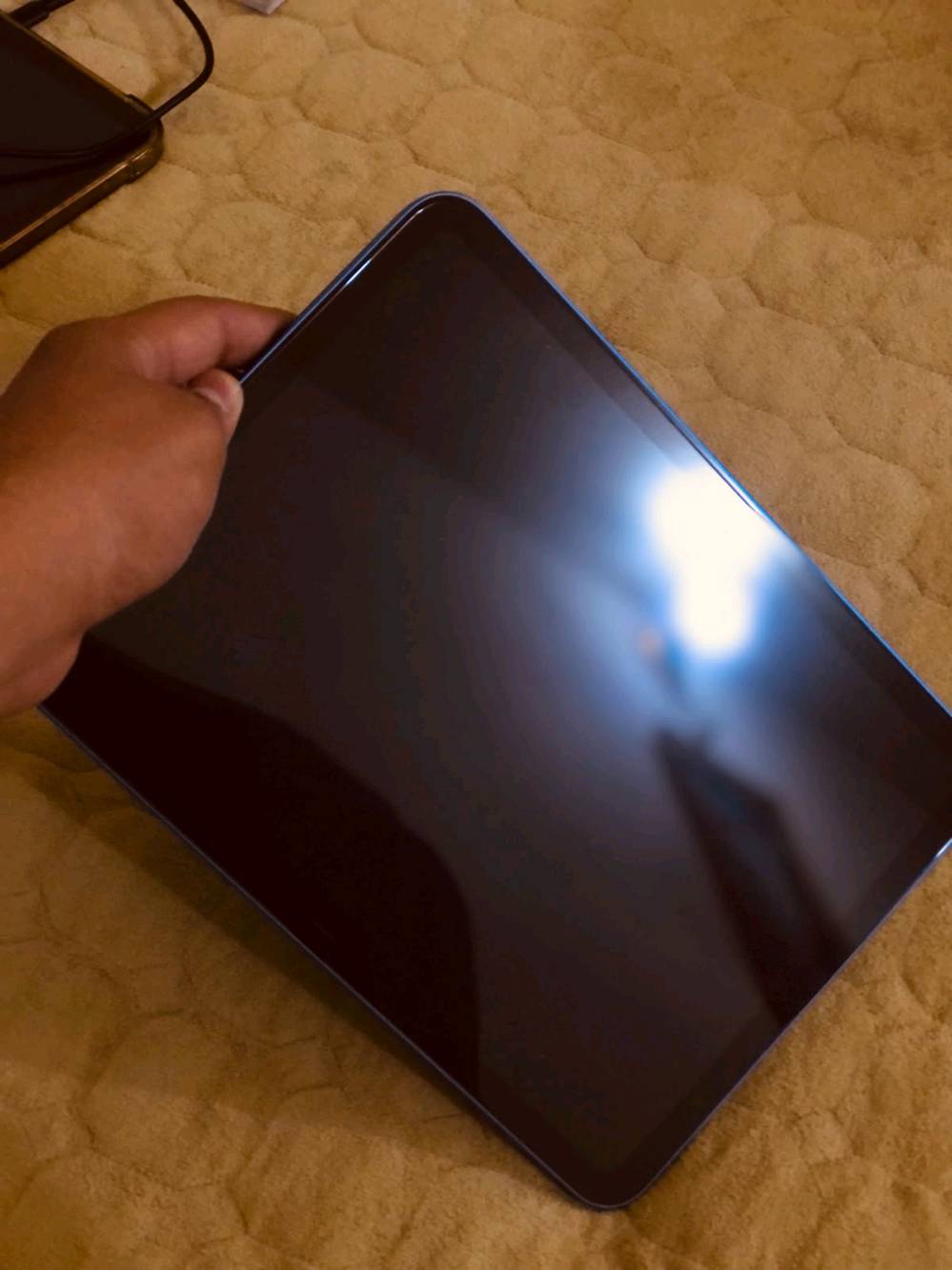 ايباد ١١ • ذاكرة ٢٥٦ • بطارية ١٠٠٪