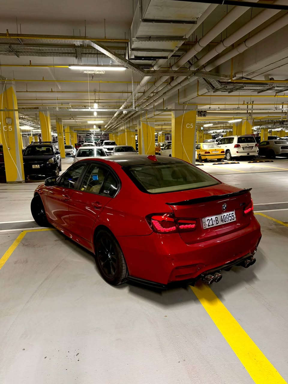 حبايب f30 موديل 16 330 lci محرك b46
وكالة العروش كلين تايتل عليه تحديث m3 كامل 
بدون ربع مصرف فوول مواصفات بردات خمسة 
شاشة جبيرة مدعومة ابل كار بلي دركة ام كشنات كهرباء تدفأة 
دعاميات لحاية دفيوزر كله m3 بك لايت gts 
السعر ١٦٣ مجاله بسيط 
مكاني بغداد *********** واذا اكو مراوس ب bmw احدث وانطي فرق عادي
