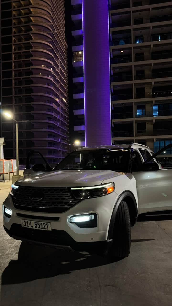 فورد اكسبلورر. |   2023 Explorer 
لمتد Limited 
فول عدا الفتحة
المواصفات العامة:
- اوتو هولد
- ⁠تحديد مسار
- ⁠تدفئة تبريد كشنات
- ⁠تدفئة كشنات الصف الثاني
- ⁠محرك 4 سلندر تون توربو 
- ⁠ نظام الكاميرات المحيطية بزاوية 360 درجة.
- ⁠مثبت السرعة التكيفي (Adaptive Cruise Control) مع ميزة التوقف والانطلاق وتحديد منتصف المسار.
- ⁠نظام التحذير من الاصطدام الأمامي مع مكابح الطوارئ التلقائية (AEB) ورصد المشاة.
- ⁠نظام مراقبة النقاط العمياء (BLIS) والتحذير من حركة المرور المتقاطعة عند الرجوع للخلف.
- ⁠ حساسات ركن أمامية وخلفية.
- ⁠كار بلي
- ⁠كشنات vip
- ⁠ الإضاءة: مصابيح أمامية وخلفية ومصابيح ضباب تعمل بتقنية LED بالكامل.
- المرايا الجانبية: قابلة للطي كهربائياً، مدفأة، وتحتوي على إشارات انعطاف وإضاءة ترحيبية.
• صندوق كهرباء
• ⁠التكييف: أوتوماتيكي ثلاثي المناطق (تحكم منفصل للسائق، الراكب الأمامي، والمقاعد الخلفية).
• ⁠ميزات إضافية: شاحن لاسلكي للهواتف الذكية، إضاءة داخلية محيطية خافتة (Ambient Lighting)، وستائر يدوية للنوافذ الخلفية.
بالأضافه الى مواصفات اكثر معروفه

الحادث جاملغ امامي وحافه البنيد فقط ..
🔴ضمان سلامه المحرك والكير
ايرباك مرجع سستم
حالة السياره ممتازة شرط الفحص 
مكان السيارة بغداد
📍 رقم بغداد 
بأسمي تحويل مباشر
سعر 255 وبيها مجال
للإستفسار اكثر 
التواصل مع الرقم التالي 
 *********** واتساب.
