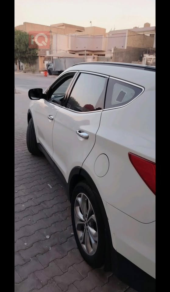 سنتافي 2014 نص فول
الموصفات 
كرسي سايق كهرباء
مري شفط
كامره خلفيه
لد امامي
بيه صبغ باب السدر والخليفه بس مو كله بس الجوه يعني فوك العتبه وبيه حالوب قماره وبنيد كير ومحرك كفاله مكان نجف السعر 127وبيه مجال حك الجيه الاستفسار ***********
