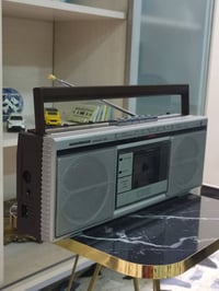 راديو ألماني • موجتين AM/FM • بطارية وكهرباء