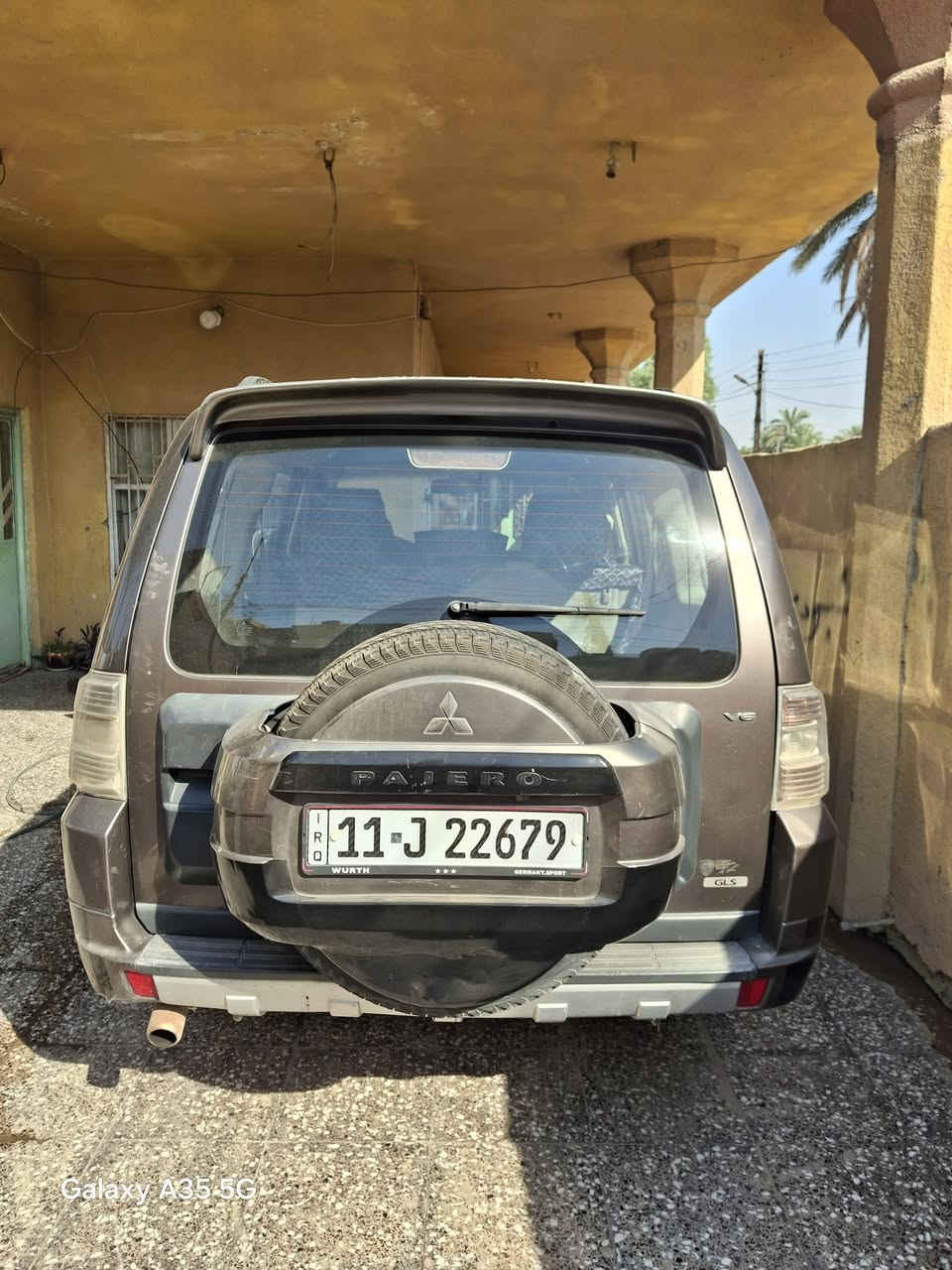 باجيرو موديل ١٠ خليجي مكفوله من الصبغ والضربه ماعدى الدعاميه الاماميه بلاستك مصبوغه محرك ٣٥٠٠ مري شفط كامره رقمها بغداد وباسمي السعر اريد ابيع لضرف خاص ومااعتقد اكو باجيرو مكفول وموديل ١٠ بهيج سعر ١١٠ وهذا رقمي الشراي يتصل وحياه الله ***********
