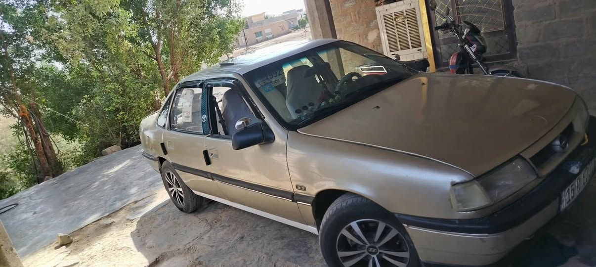 فكترا • ٩٢ • محرك ٢٠٠