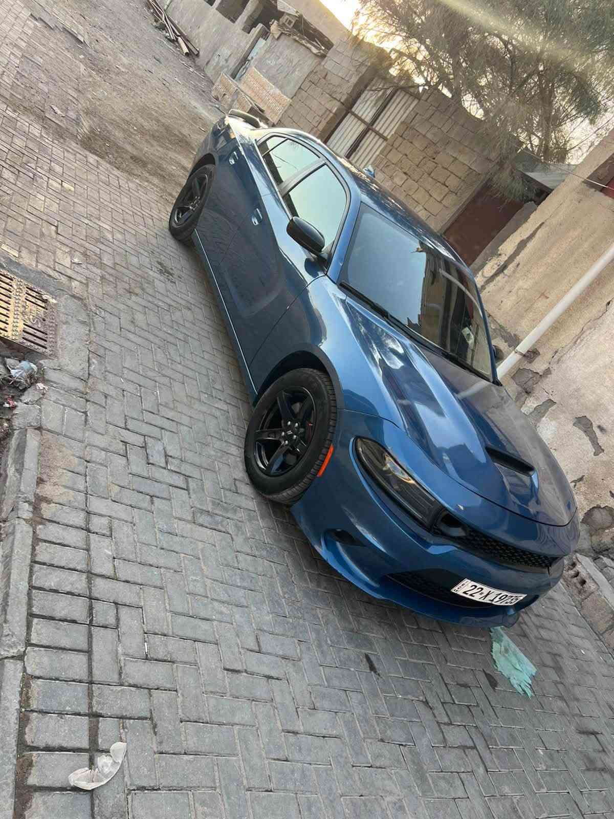 جارجر وارد أمريكي بيه ضربه جاملغ وشويه من لباب بي صبغ سياره ماماشيه موديل 23 وسعرها 215 قفل 🔒***********

نص مكتوب في الصور:
- 65 4G 4:45 4 / 14 1:1