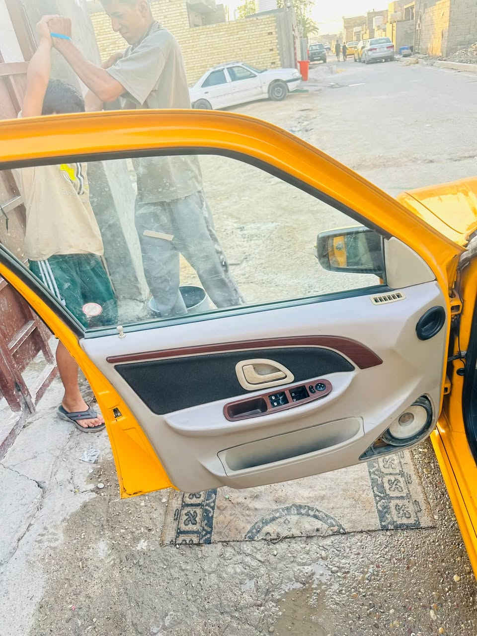 سلام عليكم بيجو بارص 2020شاشة لمس بيها بل جاملغ صبغ واكعالسعر  55 بغداد ***********
