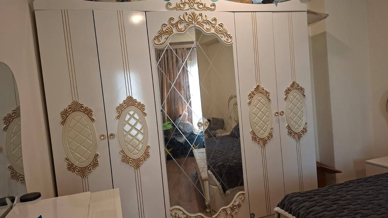 غرفة نوم • ٦ قطع • ابراج ازادي