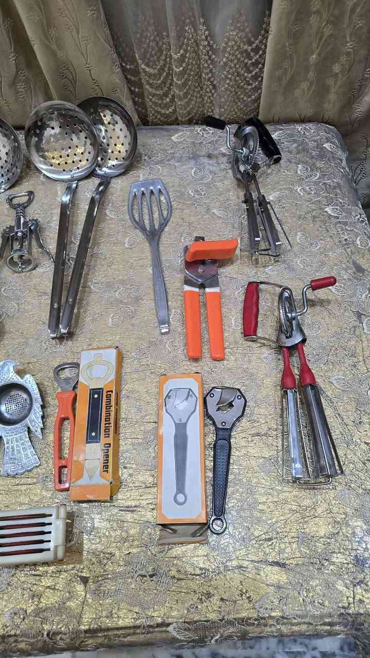 غير مستخدمه
مجموعة أدوات مطبخ 
أسواق مركزية 
للاستفسار مراسله الصفحه 
او الاتصال ***********
