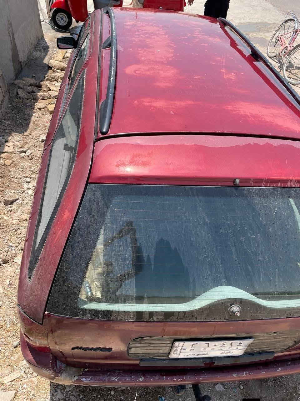 سلام عليكم فورد مونديو ستيشن موديل 1993للبيع سياره نضيفه ترايك وين ميعجبك كير ومحرك كفاله سياره خير من الله بيهة نواقص بصيطه دبلات خلفيه ودعاميه اماميه عوزهة راعيهة ماواصله ابيع كوم حديد سعر 14 وبيهة مجال حك جيه ***********
