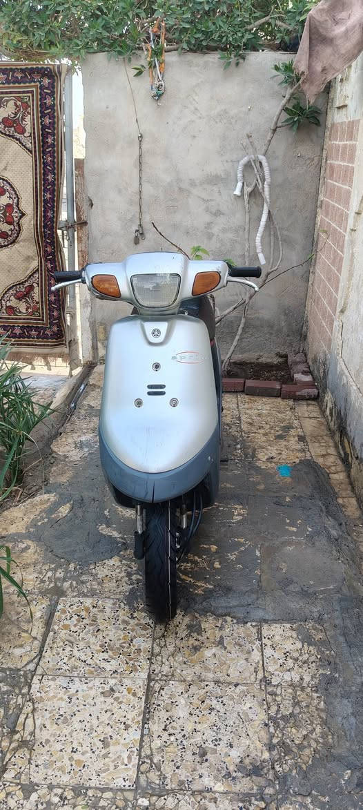 دراجه بتره ما مفتوحه للبيع السعر 450 بيه مجال بصيط اتصل وانه خادمك مال جناي شغاله سلف هندر كهربائياته شغاله ***********
