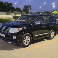 لاندكروزر GXR • ٢٠١٣ • ڤي٦
