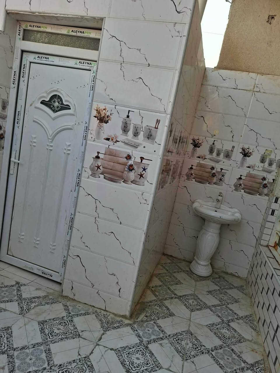 مشتمل • شيشان ثانيه • بناء حديث