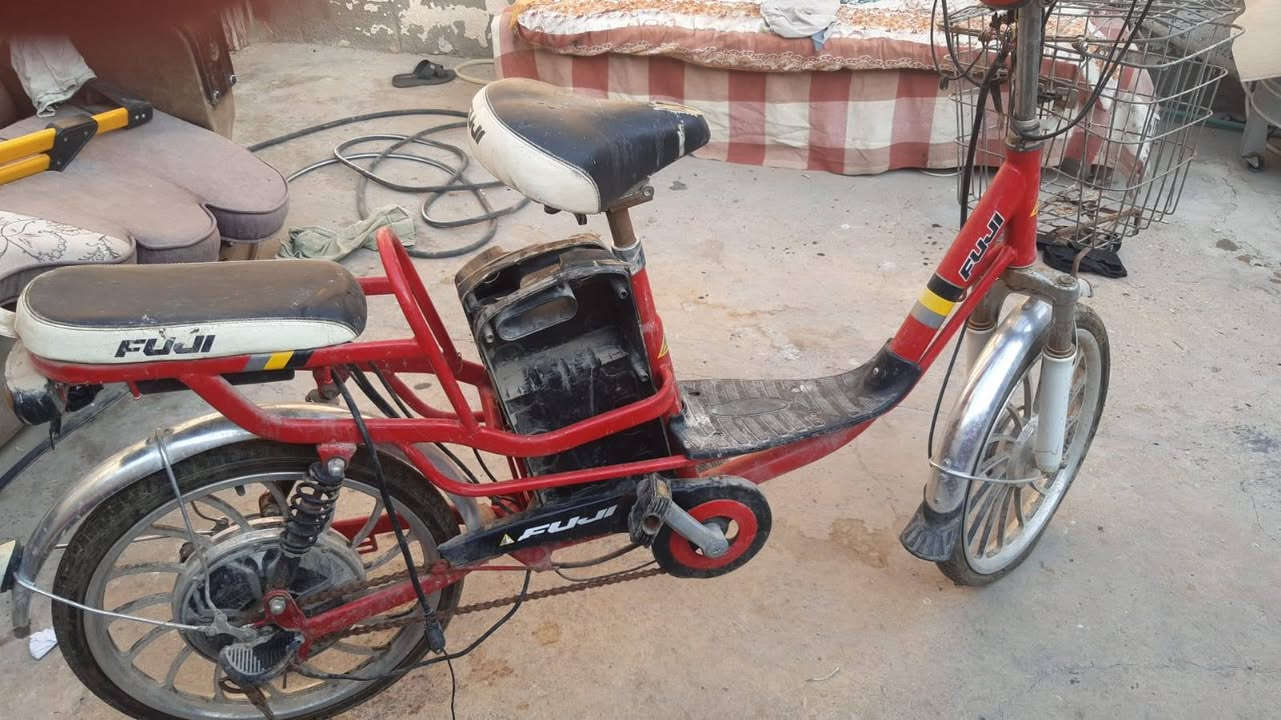 سلام عليكم باسكل للبيع نقص بس بطاريات شغال 100 وبيه مجال رقمي***********
متواجد خاص
