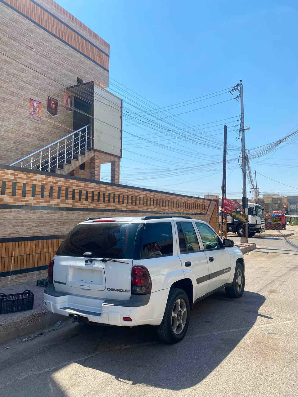 بلايزر ٢٠٠٤ مزاد وزارة الداخلية   فحص مؤقت بغداد باقي كمرك ١٦٨٣  كامله مرور ومنفيس محور مكينه  vvt 3000 كهربائيات  تبريد سياره كلشي شغال بيها ونضيف غرفتها رصاصيه بيها  خياس قليل بالقماره حداديه ٧٠٪؜    كل التفاصيل مذكوره بيع او  مراوس  حسب القناعه شعندك نزل   مكاني  البصره   رقم الهاتف  *********** متواجد واتساب
