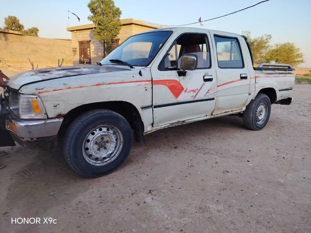 سياره لبيع موديل 91 سنويه27
رقم بابل سياره نظيفه  مال جناي موجود بطريق نجف كريلا الحيدريه سعر 41 بيه مجال  تصال *********** حيدر أحمد
