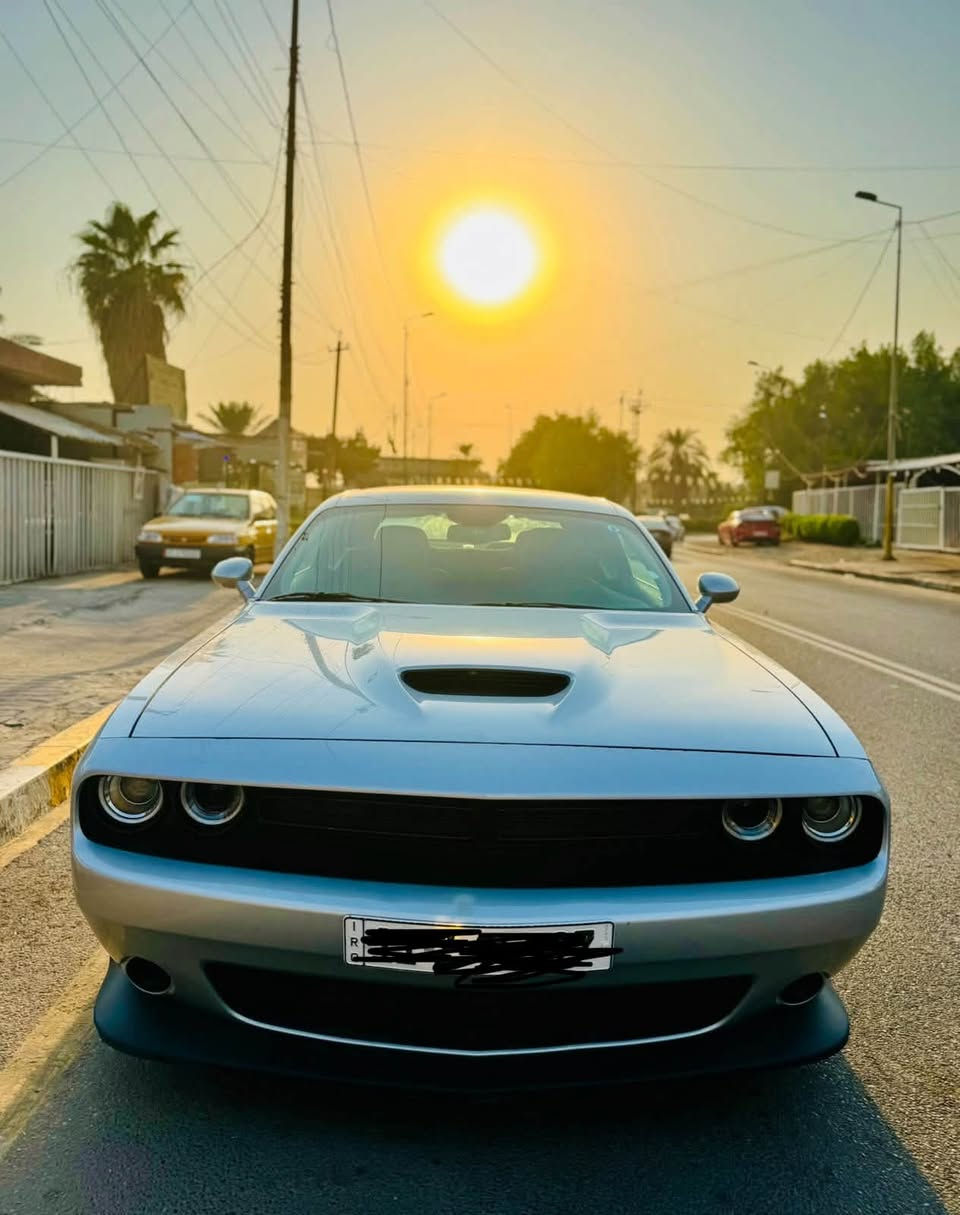 جالنجر gt 2023 اخر اصدار  وارد امريكي
الموديل : 2023 

الفئة : GT

الرقم : بغداد 

المحرك : 3600

المسافه المقطوعة : 8 الف فقط اخت الزيرو 

المكان : بغداد 

تفاصيل 

الحادث جملغ امامي جهه السكن مبدل وصبغ حافة الباب من نفس جهة جملغ والجملغ الخلفي راجع بارد بدون ايرباك بعدها على وضع الشركة 
السعر :- 212 بيها مجال 

سياره مكفوله محرك وكير وشواصي وايرباك صوره رقم الشاصي مرفقة بالمنشور 

للاستفسار : ***********

                  ***********
