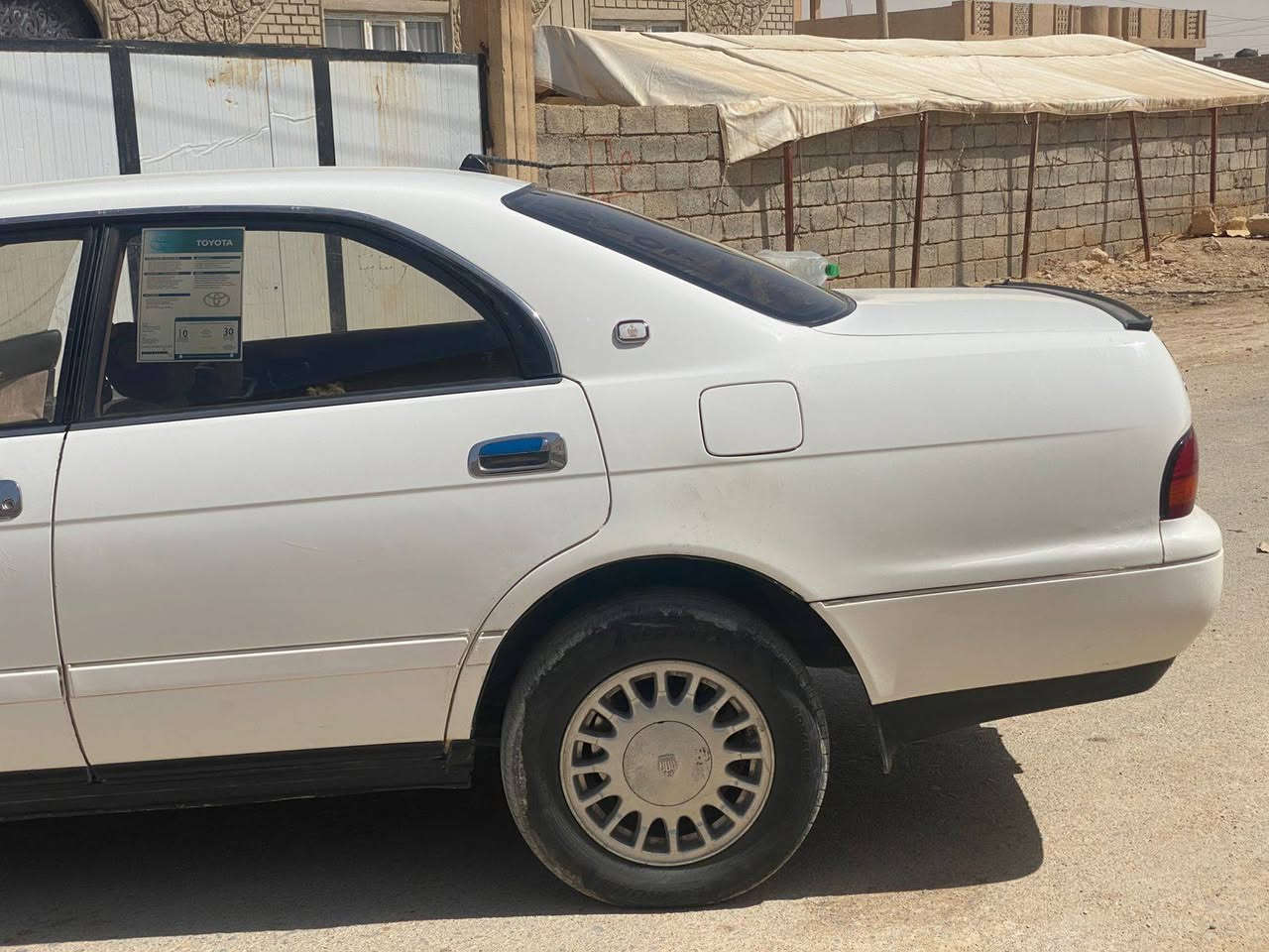 كراون ١٩٩٢ • مكينة ٢٥٠٠ • رقم انكليزي