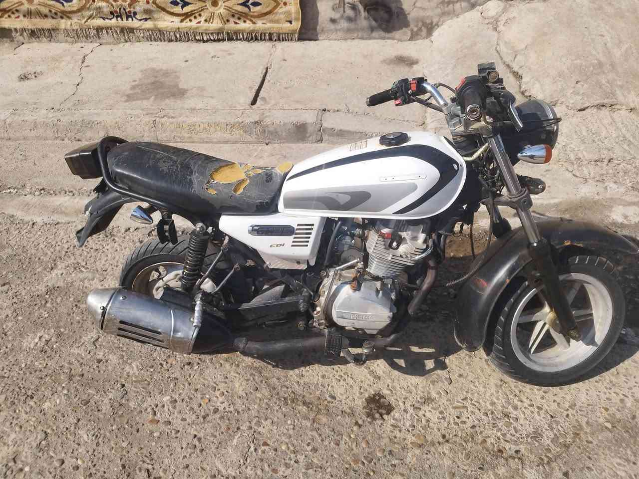 السعر 325وبي مجال العنوان بلد ***********
