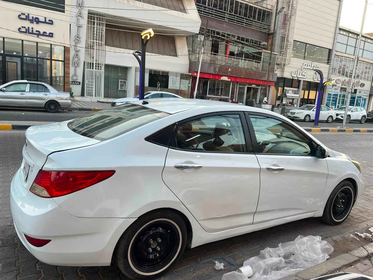 اكسنت موديل ١٢ للبيع رقم أربيل
محرك 1600 خليجي 
مكينه كير 
تبريد ثلج ❄️ 
سياره نضيفه كلش وجاهزه 
بيهه صبغات بدون ضربه 
السعر 80 وبيهه مجال
العنوان النجف ***********
