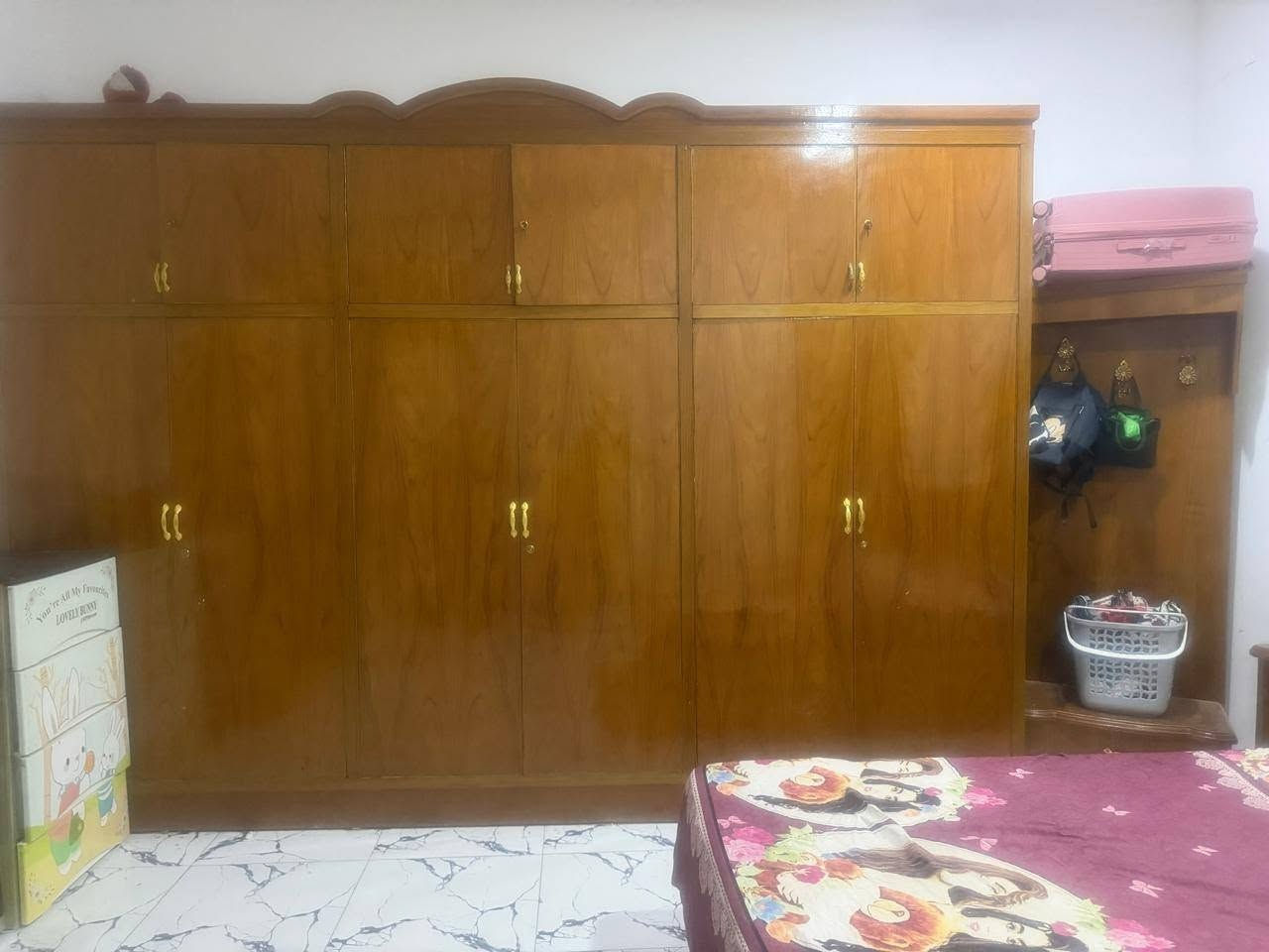 مكلف بنشر غرفه للبيع اخت الجديده
السعر 850
للستفسار ***********
