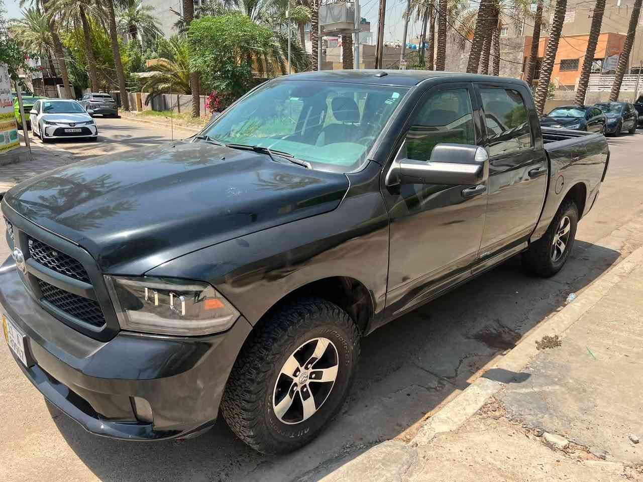دوج رام للبيع 2020 باب طويل بدي قصير محرك  8 سلندر بيه صبغ 5 قطع ابيع حزام السعر 170
الاتصال ***********
