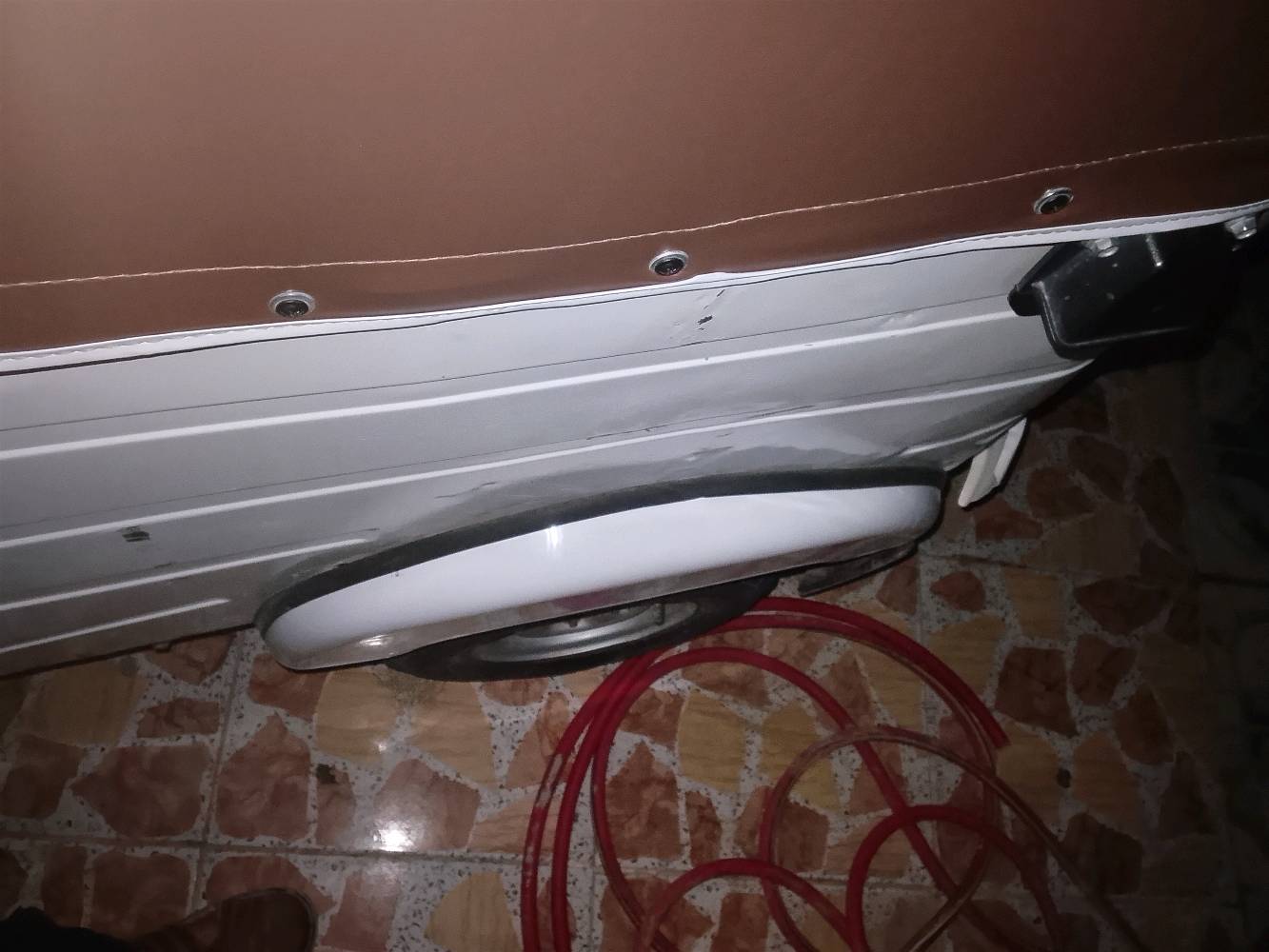 تكتك مديل 20 بيه بوشه وبستم المكينه ما مشوركه  فقط بوشه وبستم  خراض كله جديد انطيك ضمان بل مكينه وكير   قفله 7/5 سبعه ونص بيه مجال بيسط