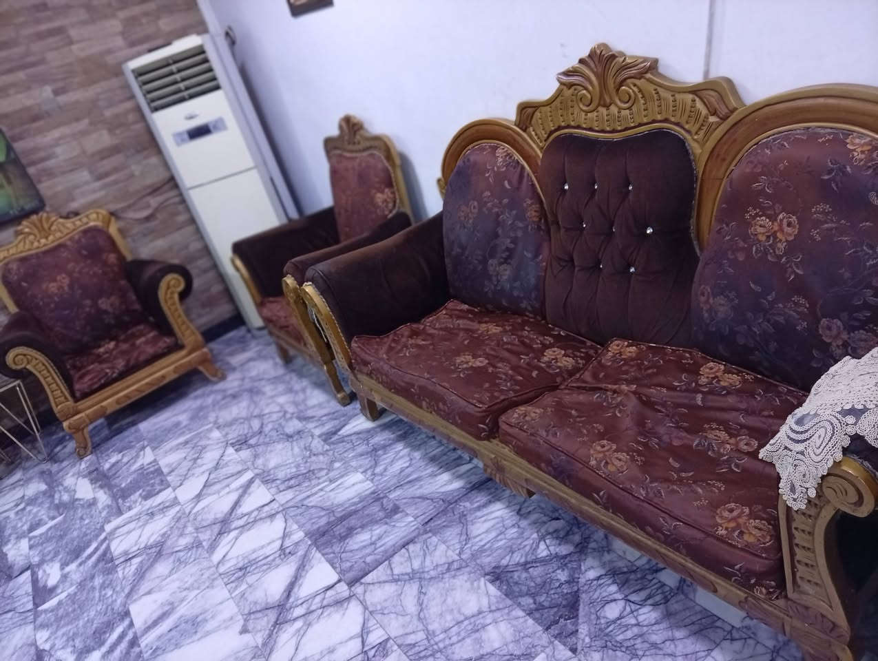 تخم مستعمل للبيع في بغداد ابو دشير 
السعر ٢٥٠ وبي مجال 
للتواصل واتساب ***********
